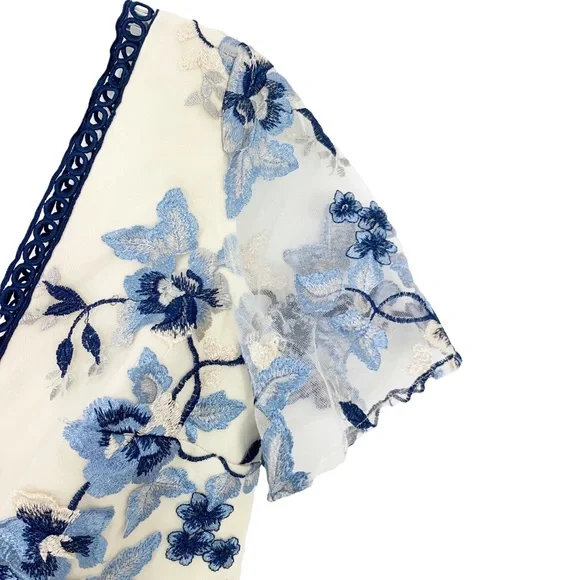 Chi Chi London Ashlee Embroidered Mesh Floral Dress 4 NWT - Picture 12 of 14